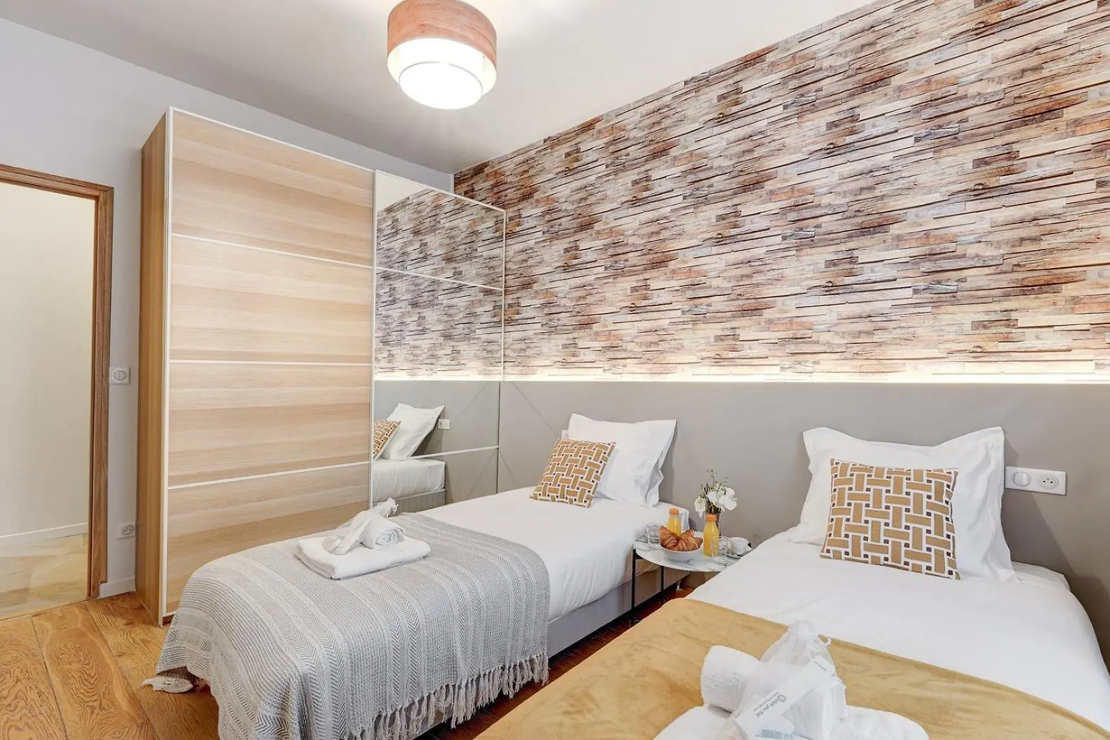 Apartment Luxueuse Suite Haussmanienne Confort Et Elegance Paris